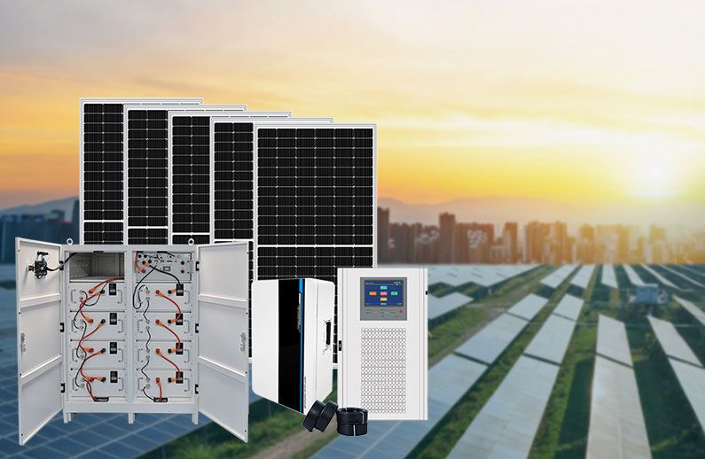 ¿Cuánta capacidad de almacenamiento de batería tiene un sistema solar de 15 kW?