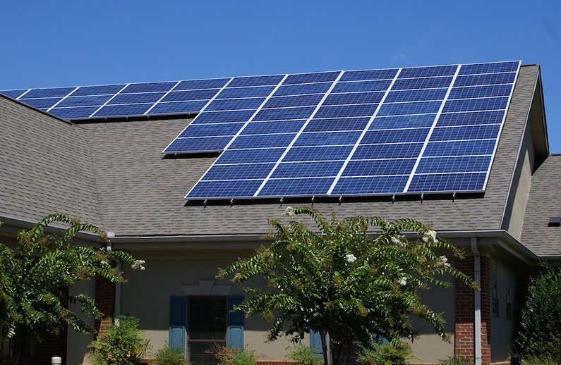 Maximice el espacio en la azotea con paneles fotovoltaicos de alta eficiencia